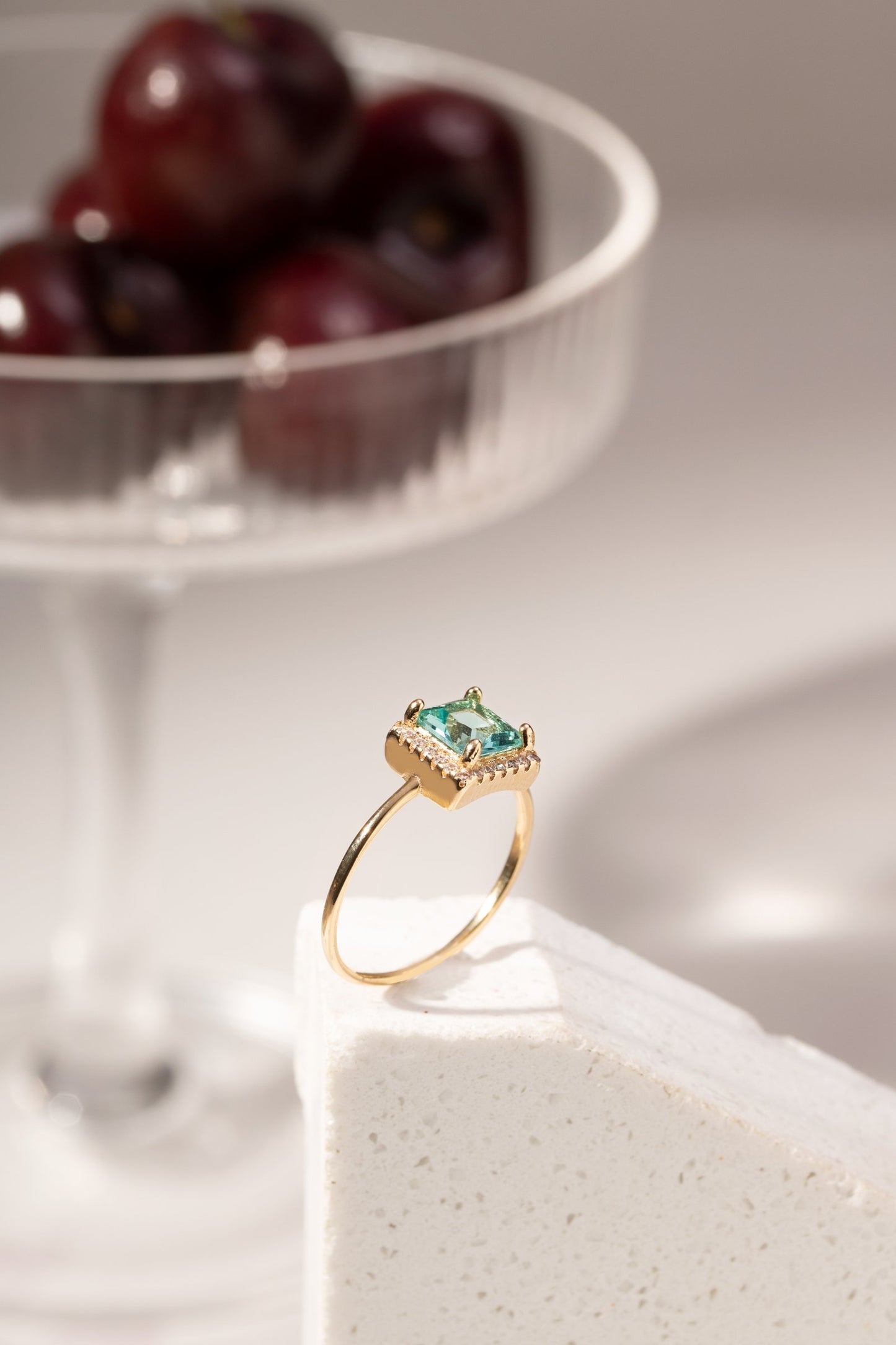 ANEL CRISTAL PARAIBA ZIRC BRANCA QUADRADO CRAVEJADO SP144677